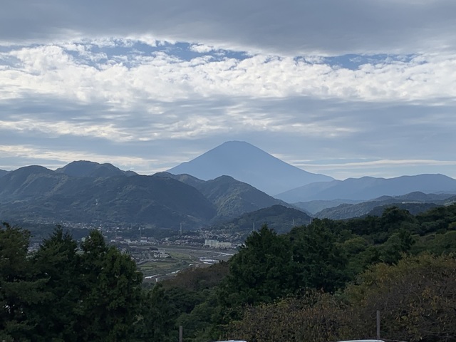 IMG_9917 松田町コキアの里から望む富士山.JPG